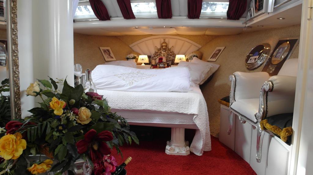 Maria Callas Yachthotel Роттердам Екстер'єр фото
